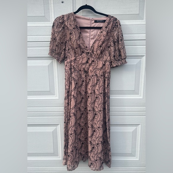 NWT DISTURBIA Rosethorn Corset Midi Dress - Picture 5 of 8